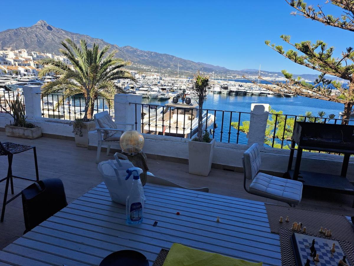Private Suites In Huge Penthouse 1St Line Puerto Banus, Incredible Views, Jacuzzis Marbella Exterior photo