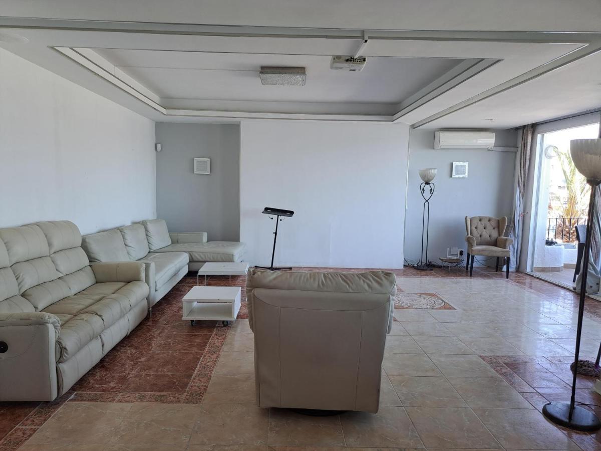 Private Suites In Huge Penthouse 1St Line Puerto Banus, Incredible Views, Jacuzzis Marbella Exterior photo