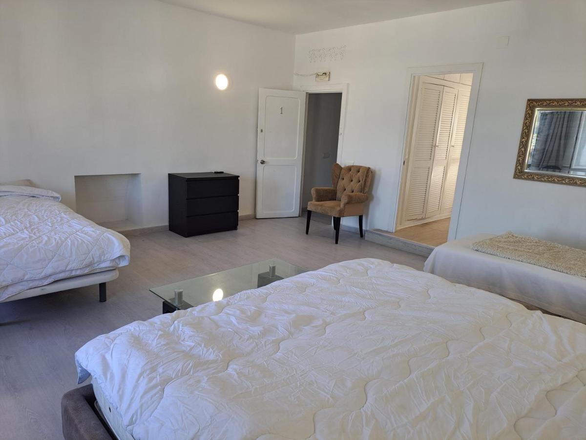 Private Suites In Huge Penthouse 1St Line Puerto Banus, Incredible Views, Jacuzzis Marbella Exterior photo